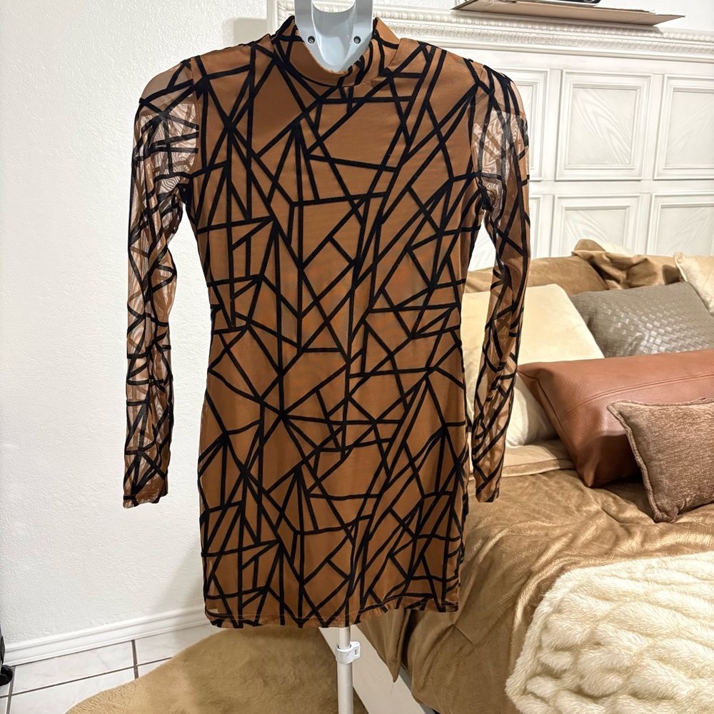 SHEIN Brown and Black Geometric Long Sleeve Dress